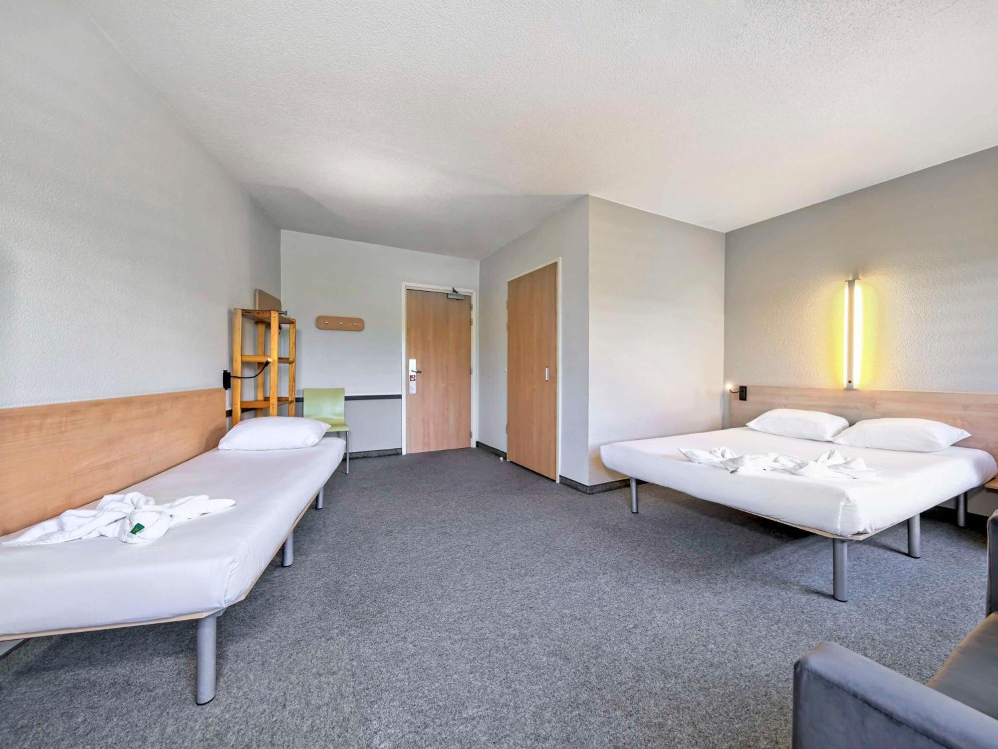 Ibis Budget Katowice Centrum Exterior foto